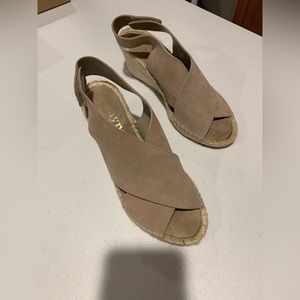 Maypol size 36(EU) 6(US) Wedges